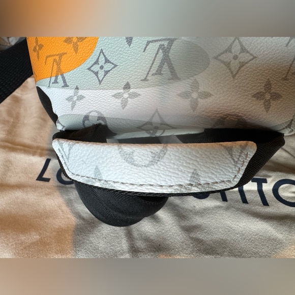 AUTHENTIC - LOUIS VUITTON - Discovery Backpack Monogram Portrait - Picture 7 of 14